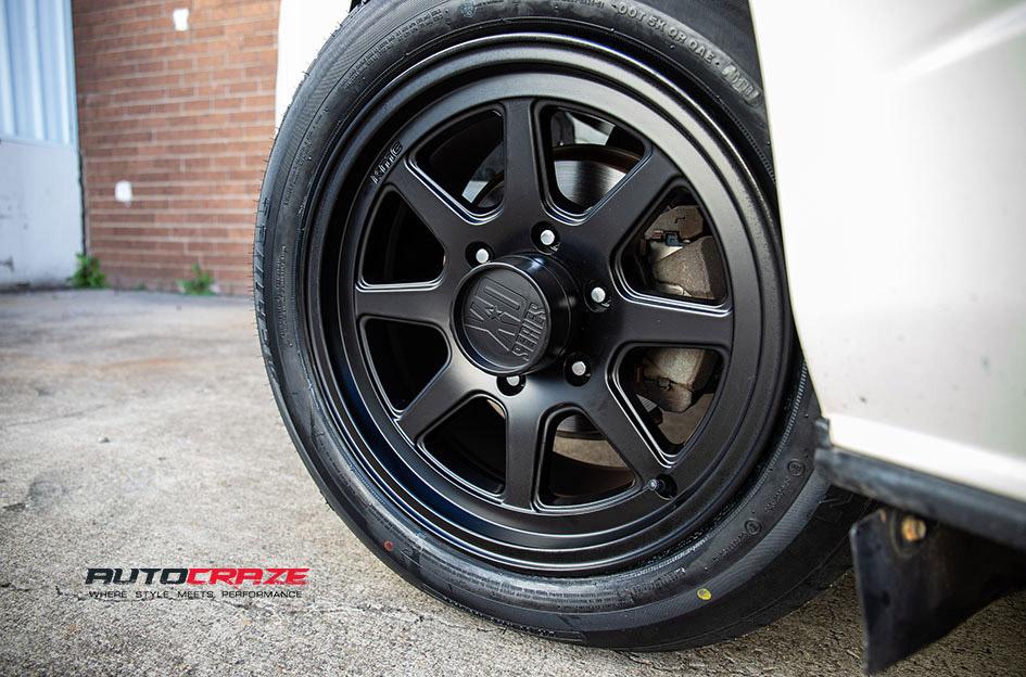 TOYOTA-REGIUS-ACE-TURBINE-XD-SATIN-BLACK